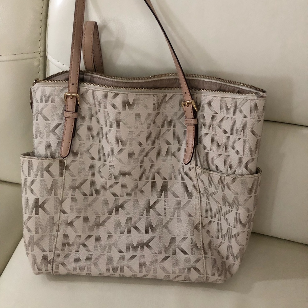 Michael Kors MK purse